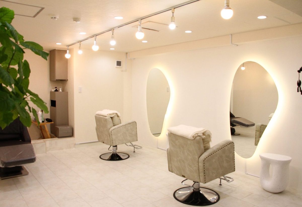HAIR SALON